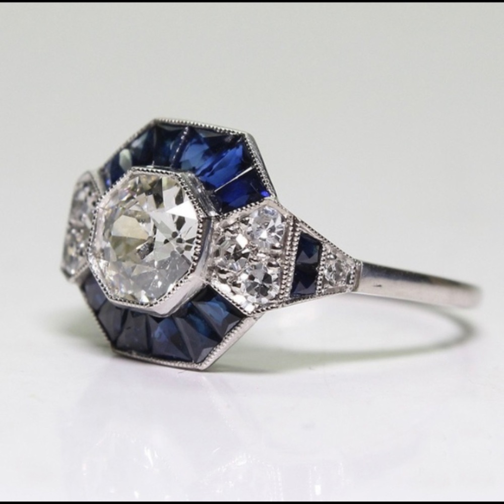 SILVER SAPPHIRE RING